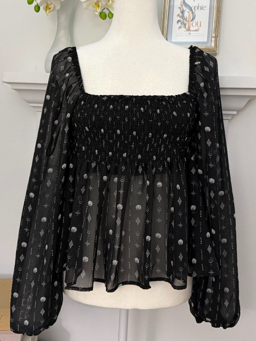 Black White Smocked Square Neck Balloon Blouse L